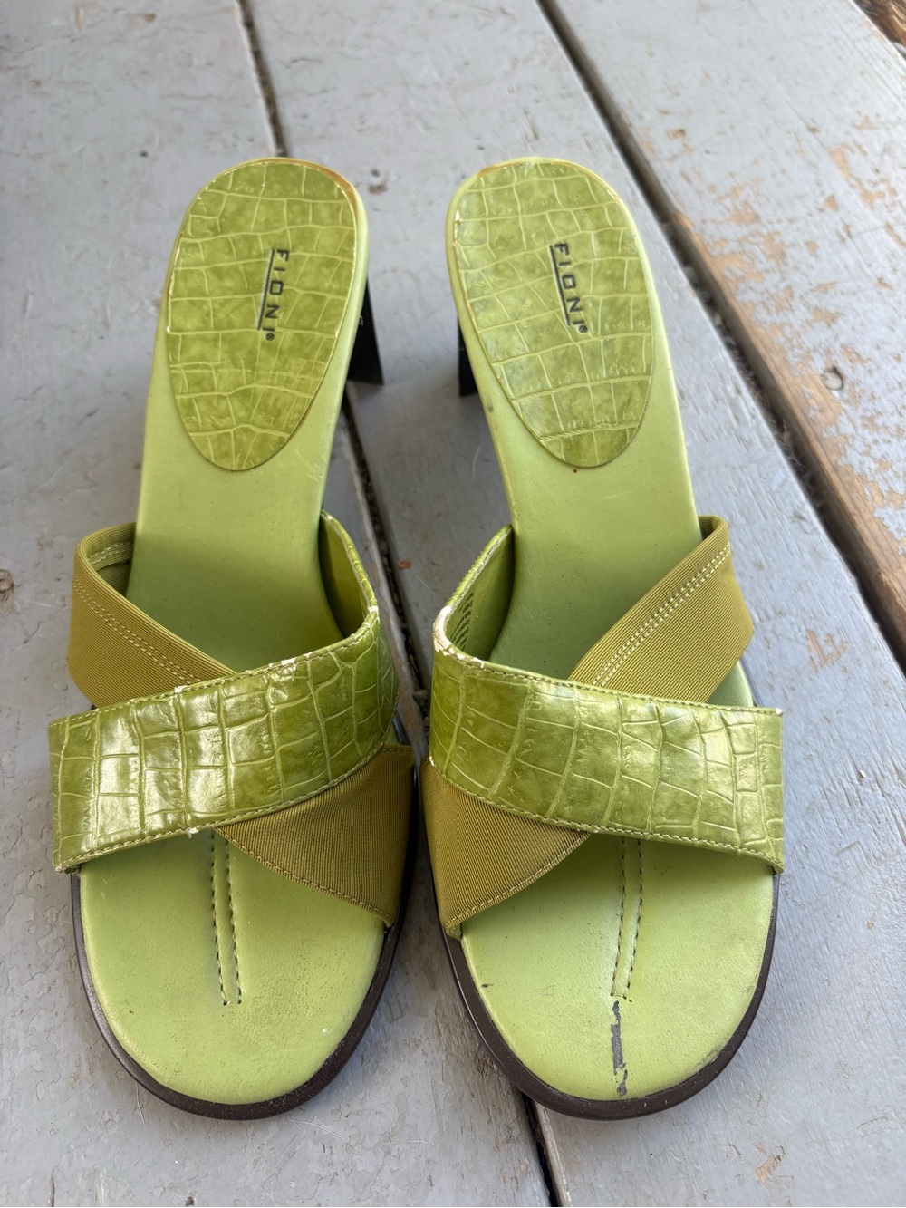 Tsubo Lime Green Crisscross Mule Heels